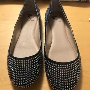 LIKE NEW Steve Madden Black with Crystals Flats